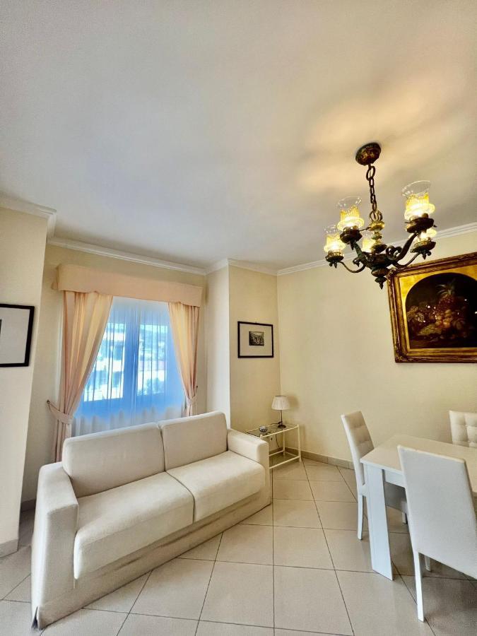 Short-Lets D33, Part Of The House Is Available For Short-Term Rentals In Sorrento Center Eksteriør billede