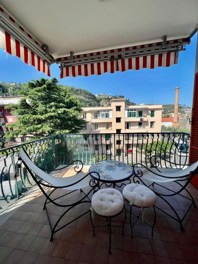 Short-Lets D33, Part Of The House Is Available For Short-Term Rentals In Sorrento Center Eksteriør billede