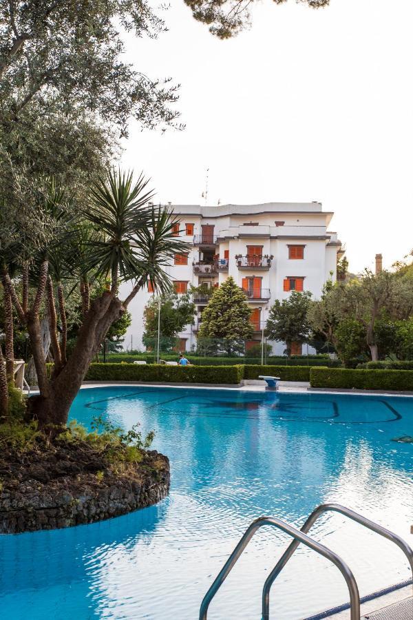 Short-Lets D33, Part Of The House Is Available For Short-Term Rentals In Sorrento Center Eksteriør billede